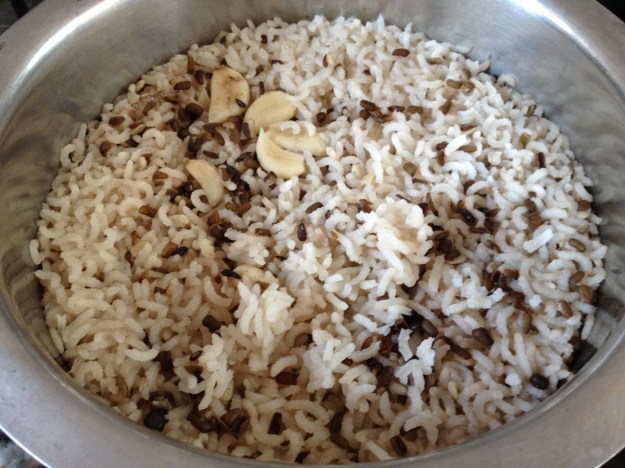 Ulundham Paruppu Saadham with Ellu Thuvayal / Black Gram Rice with ...
